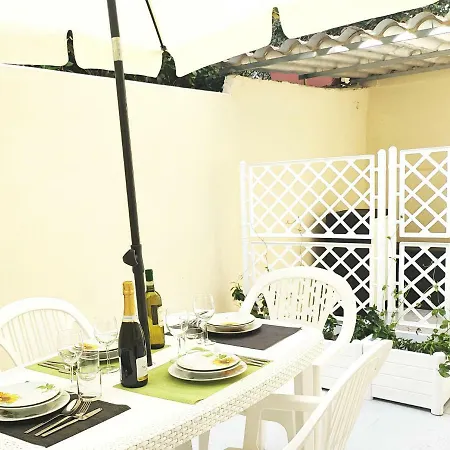 Boutique Con Tv Da 65 E 43 Apartmán Viareggio